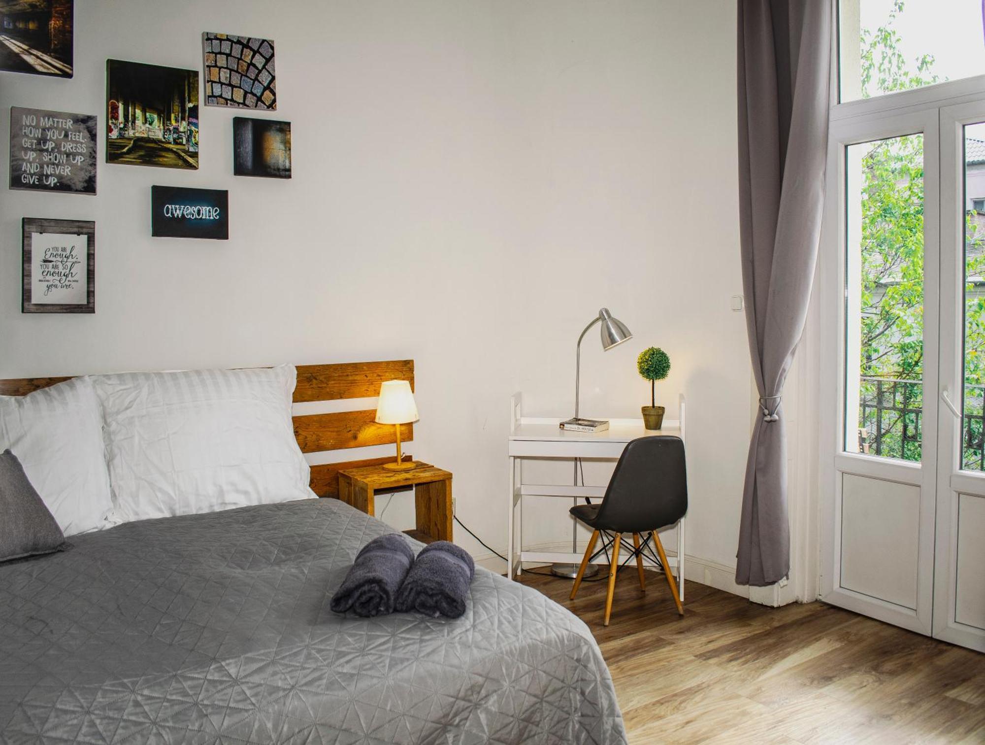 Apartment 3 In The Beautiful Street