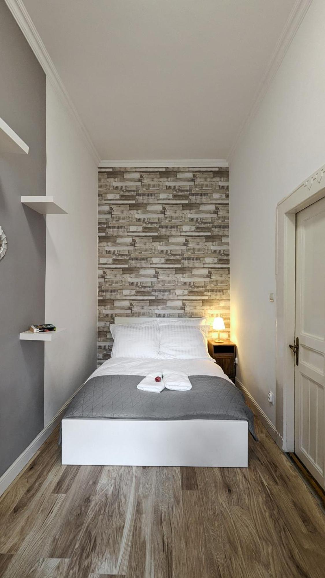 Apartment 3 In The Beautiful Street Budapest