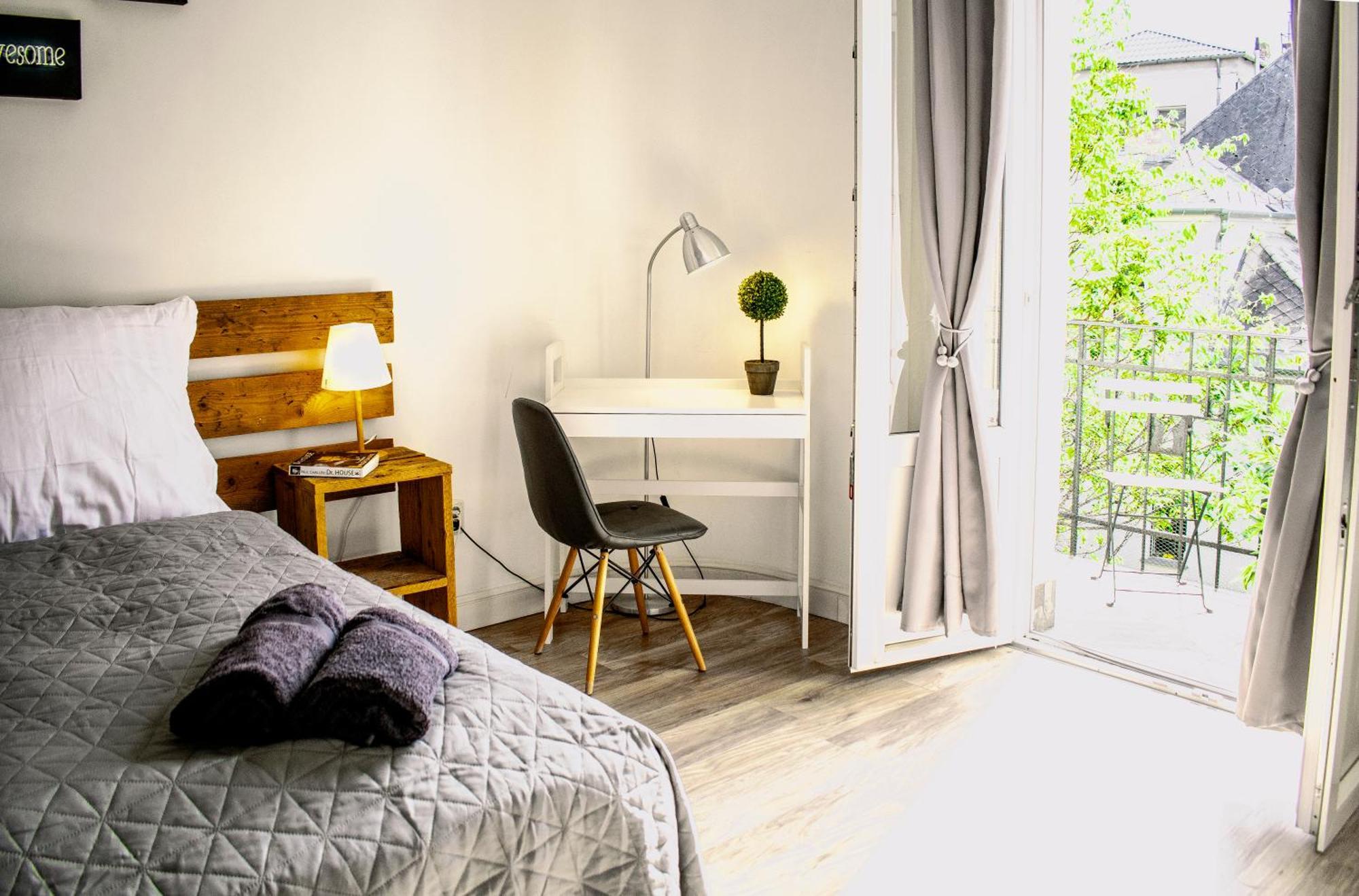 3 In The Beautiful Street Apartment
